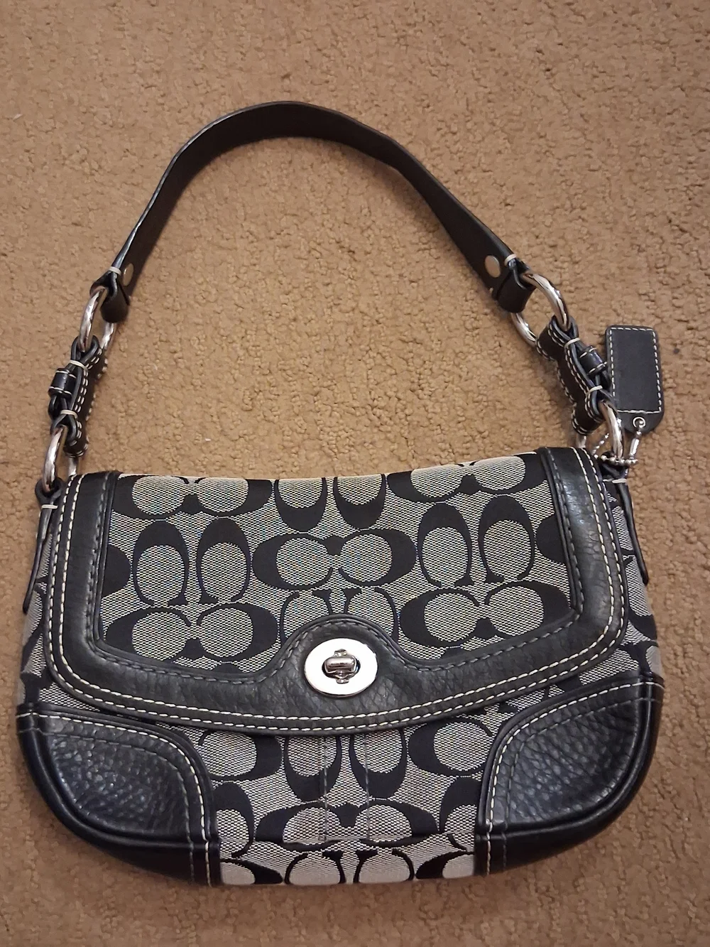 Vintage Coach Chelsea - Picture 1 of 8